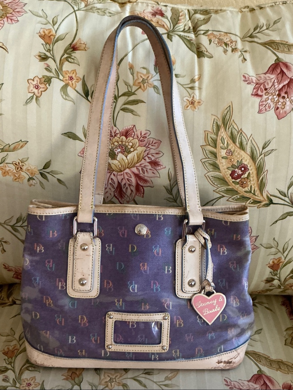 Dooney & Bourke Tote